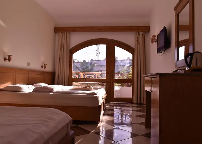 Planet Oasis Resort
